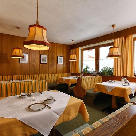 Appartement Gaestehaus Bergkristall Solden Bagian luar foto