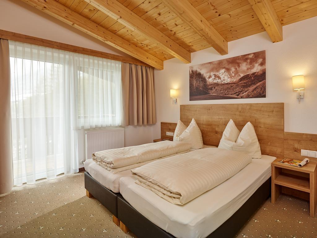Appartement Gaestehaus Bergkristall Solden Bagian luar foto