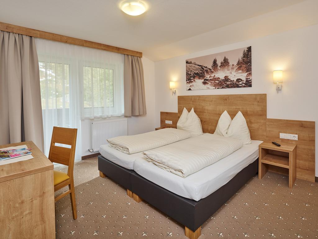 Appartement Gaestehaus Bergkristall Solden Bagian luar foto