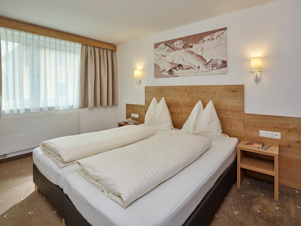 Appartement Gaestehaus Bergkristall Solden Bagian luar foto