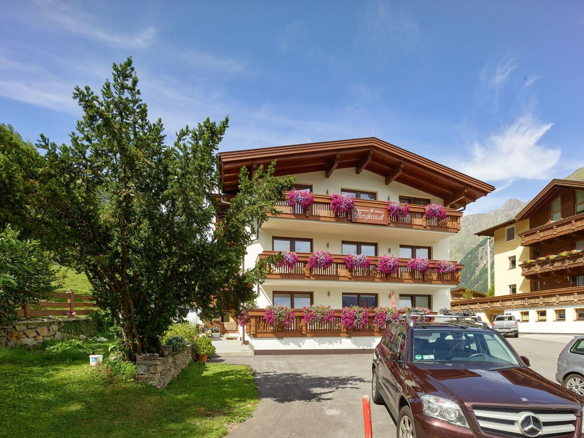 Appartement Gaestehaus Bergkristall Solden Bagian luar foto